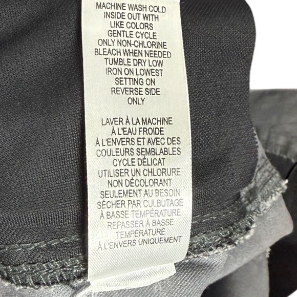 DEMOCRACY Women's High Rise Ankle Length Camo Studded Pants, Black Camo, Size 10 - Picture 10 of 10